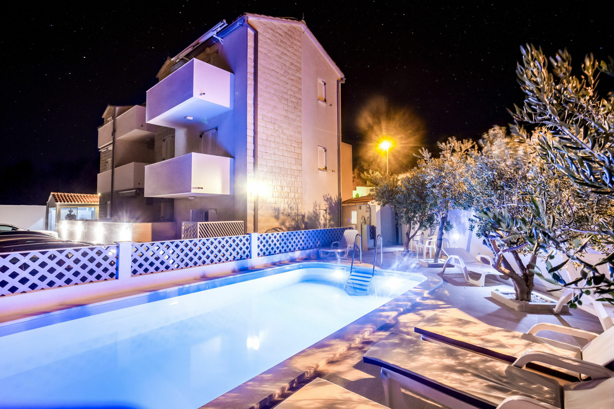 Bol Apartment With Pool,Private Parking Exterior foto